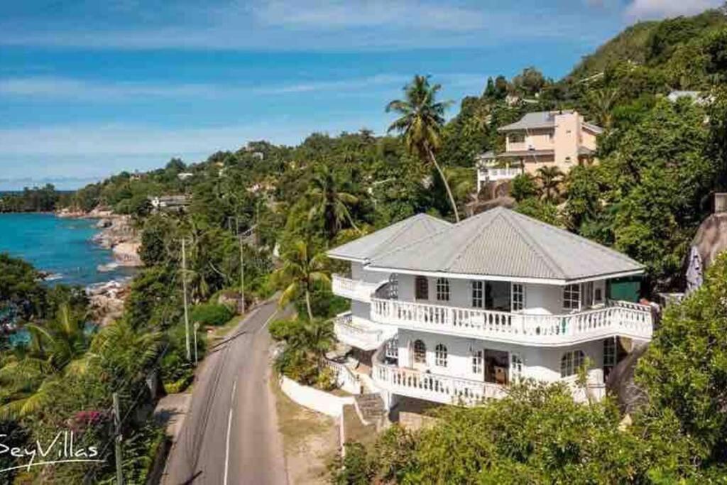 Epea Ocean View Top วิกตอเรีย ภายนอก รูปภาพ